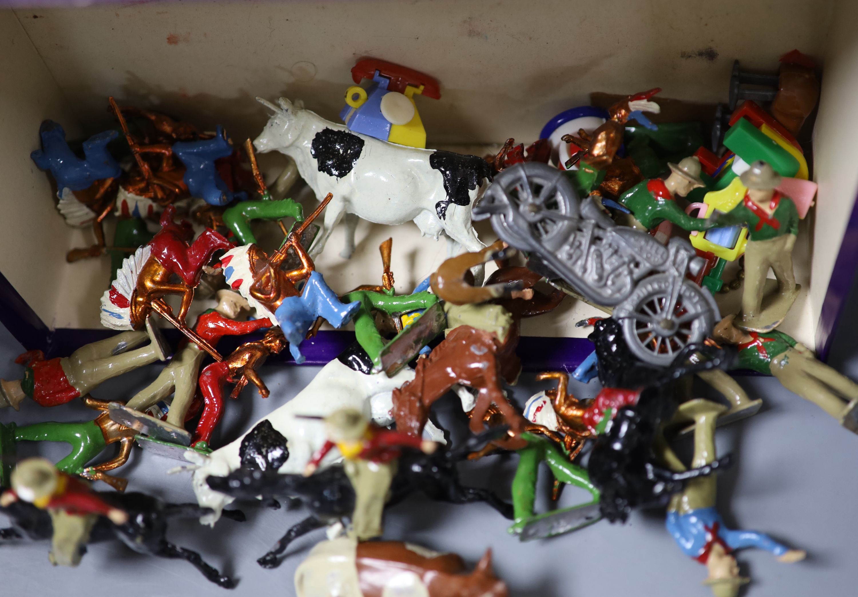 Miscellaneous toys, lead cowboys, animals etc